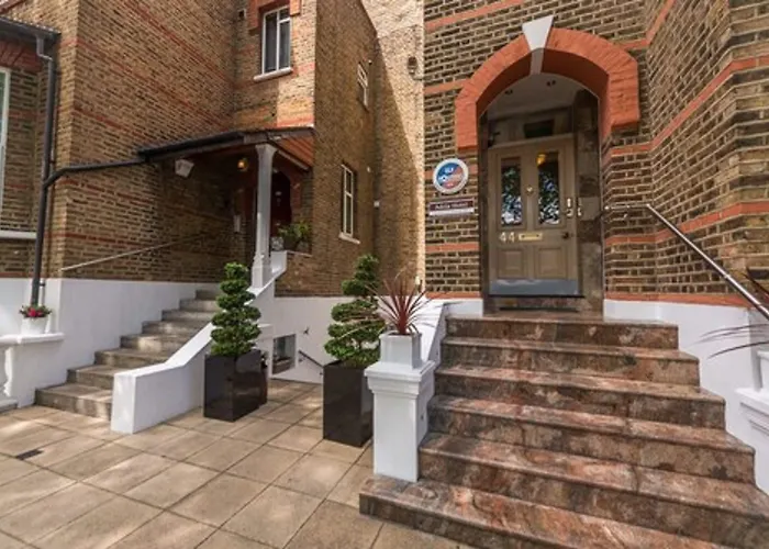 Adria Hotel London