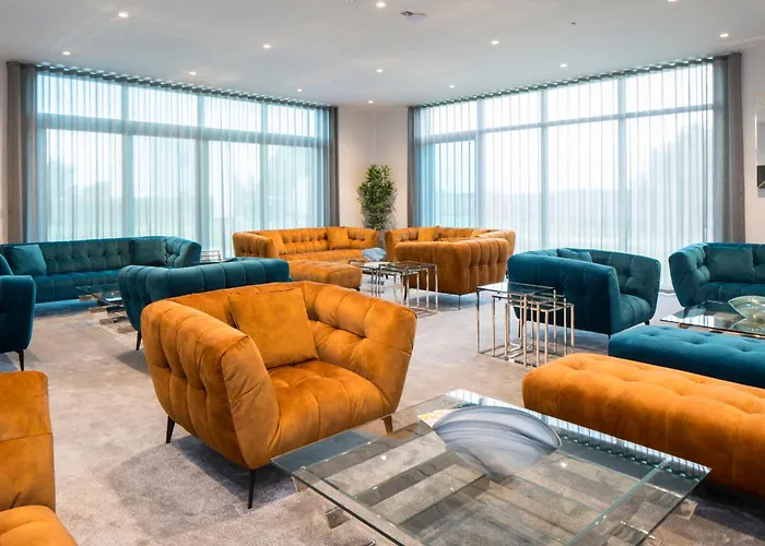 Glass House Retreat