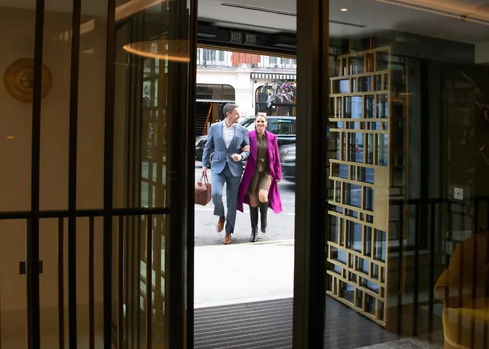 The Guardsman Hotel London