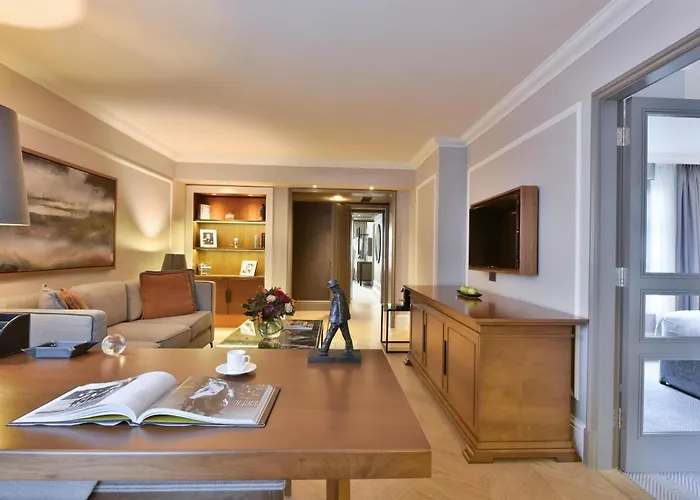Hyatt Regency London - The Churchill